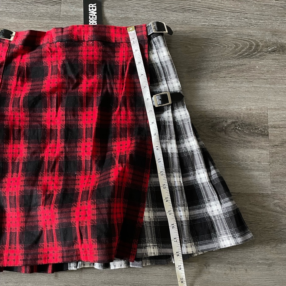Split color plaid mini skirt NWT - Picture 6 of 6